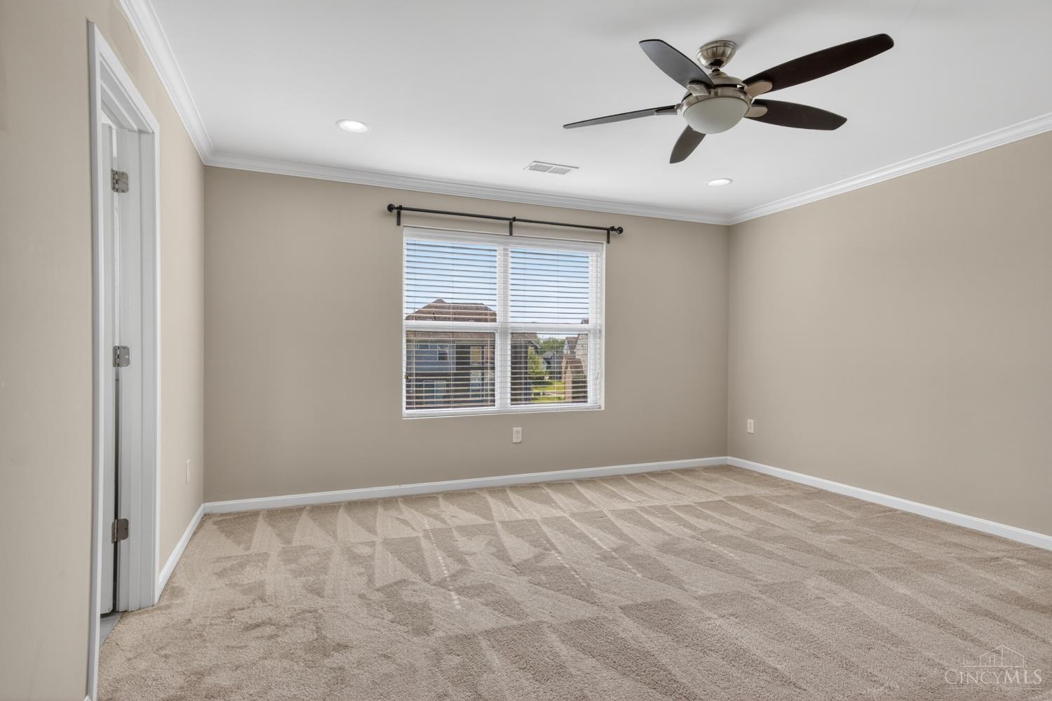 3866 Silver Queen Court