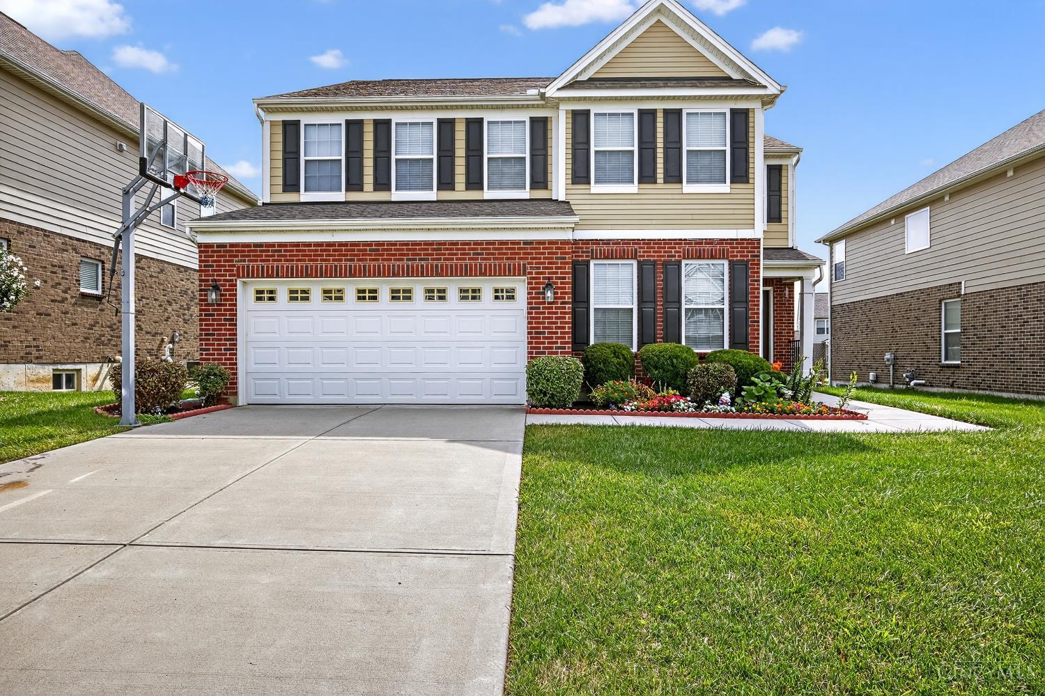 3866 Silver Queen Court