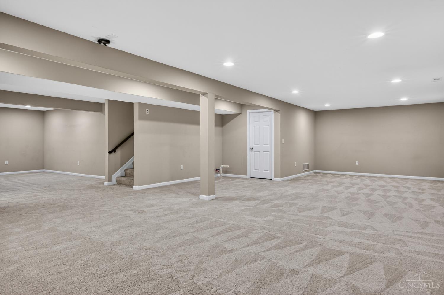 3866 Silver Queen Court