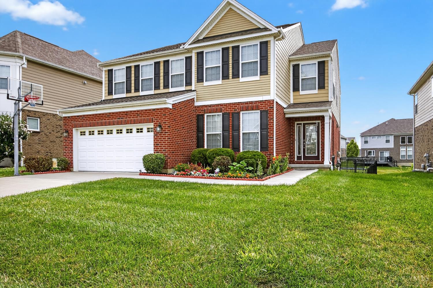 3866 Silver Queen Court
