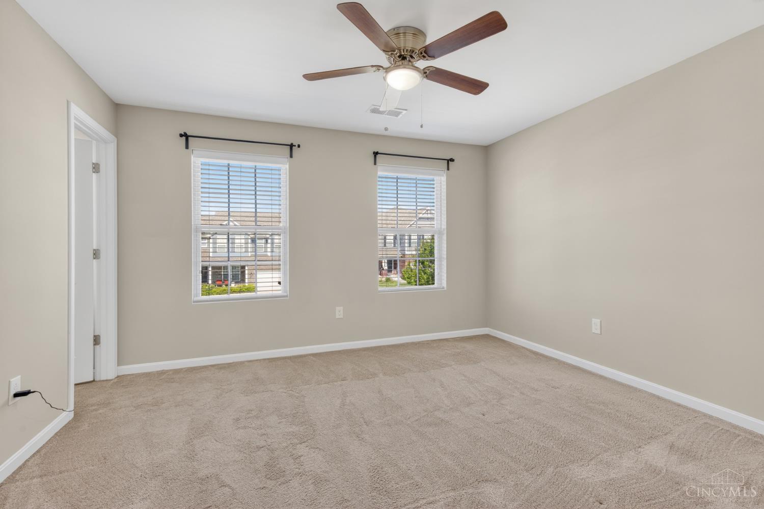 3866 Silver Queen Court