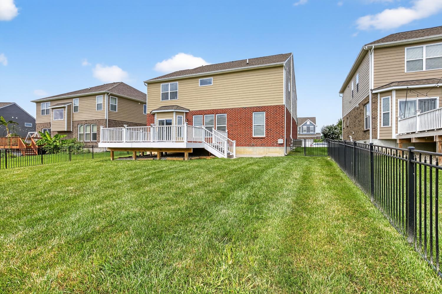 3866 Silver Queen Court