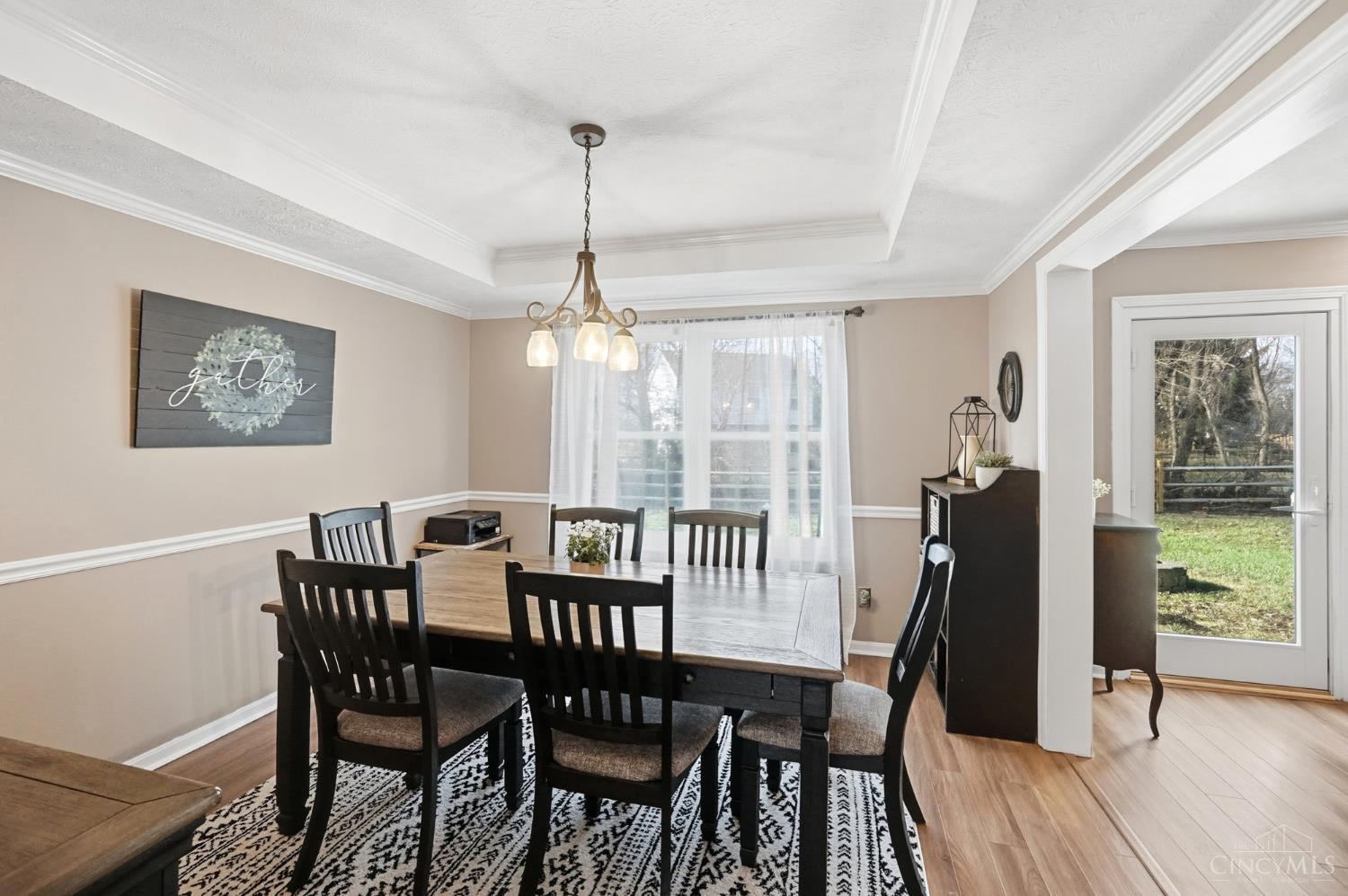 1536 Barrington Court