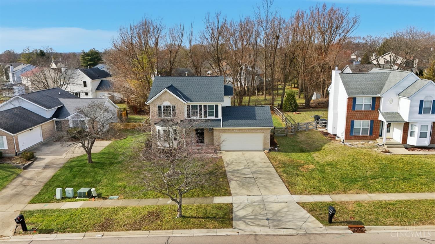 1536 Barrington Court