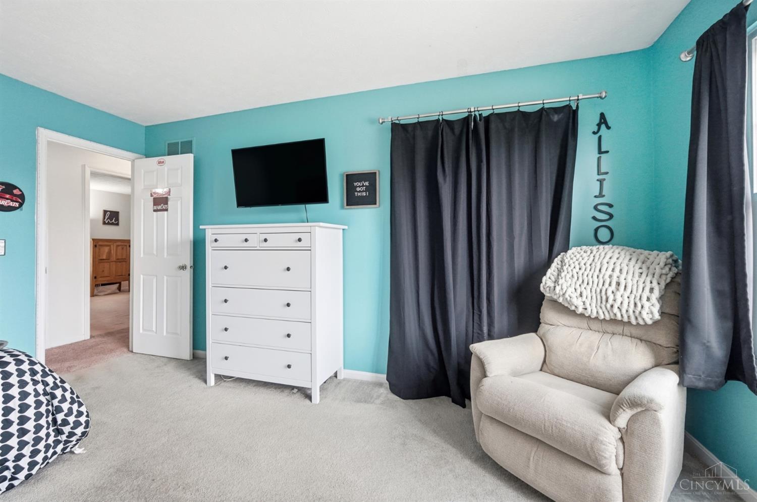 1536 Barrington Court