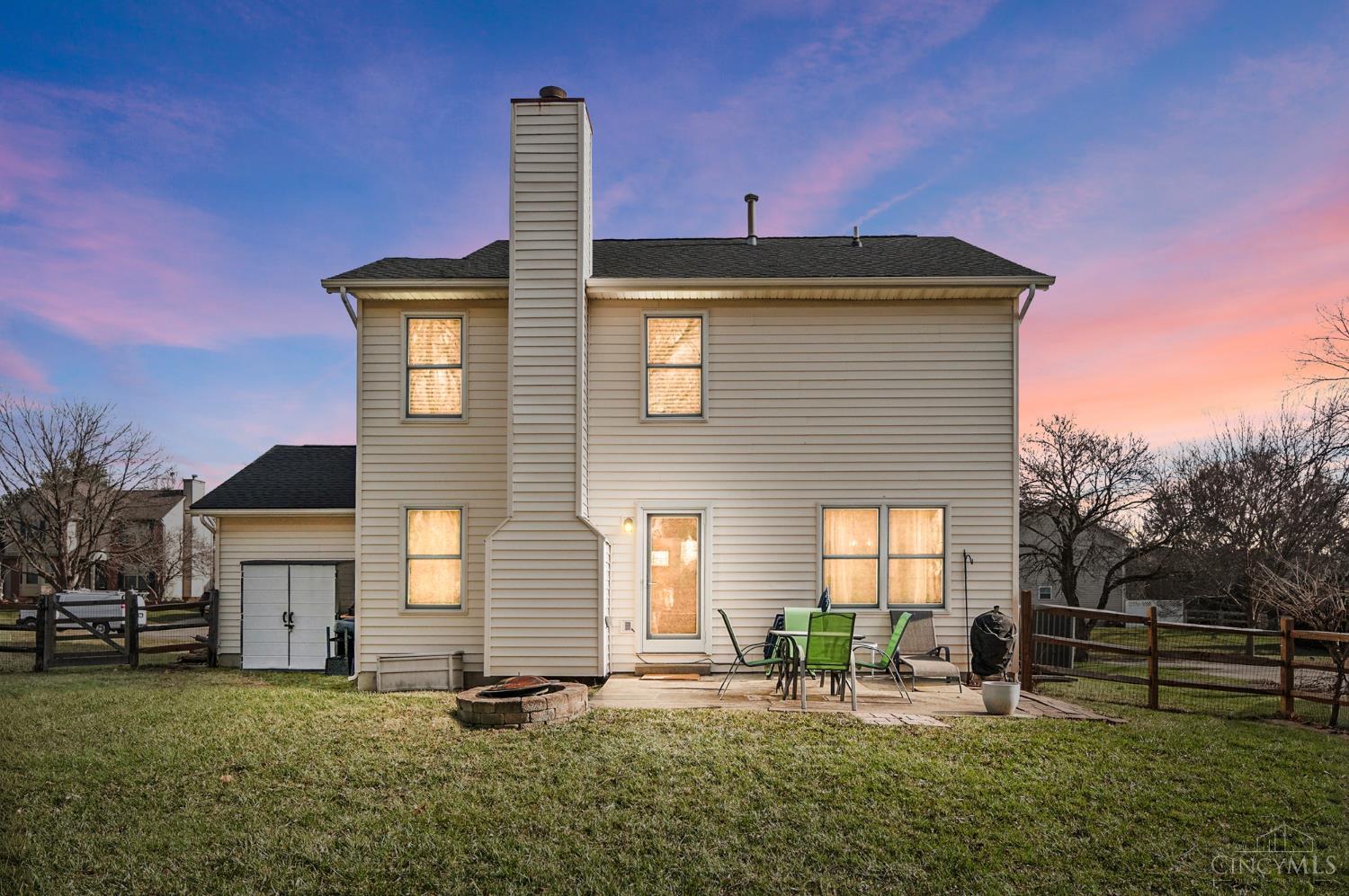 1536 Barrington Court