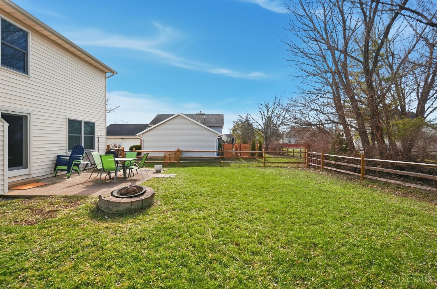 1536 Barrington Court