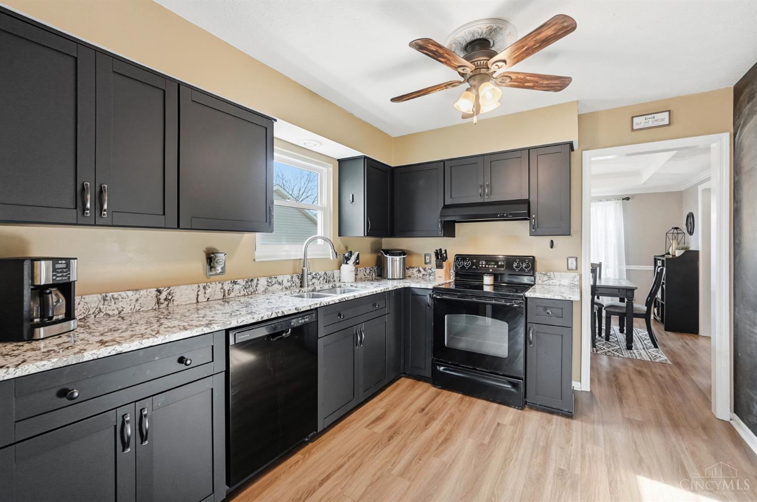 1536 Barrington Court