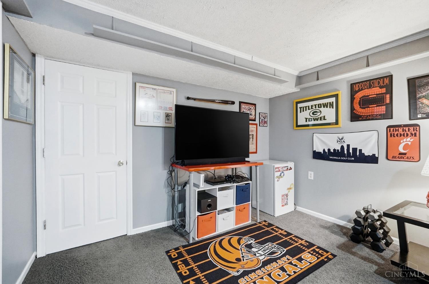 1536 Barrington Court