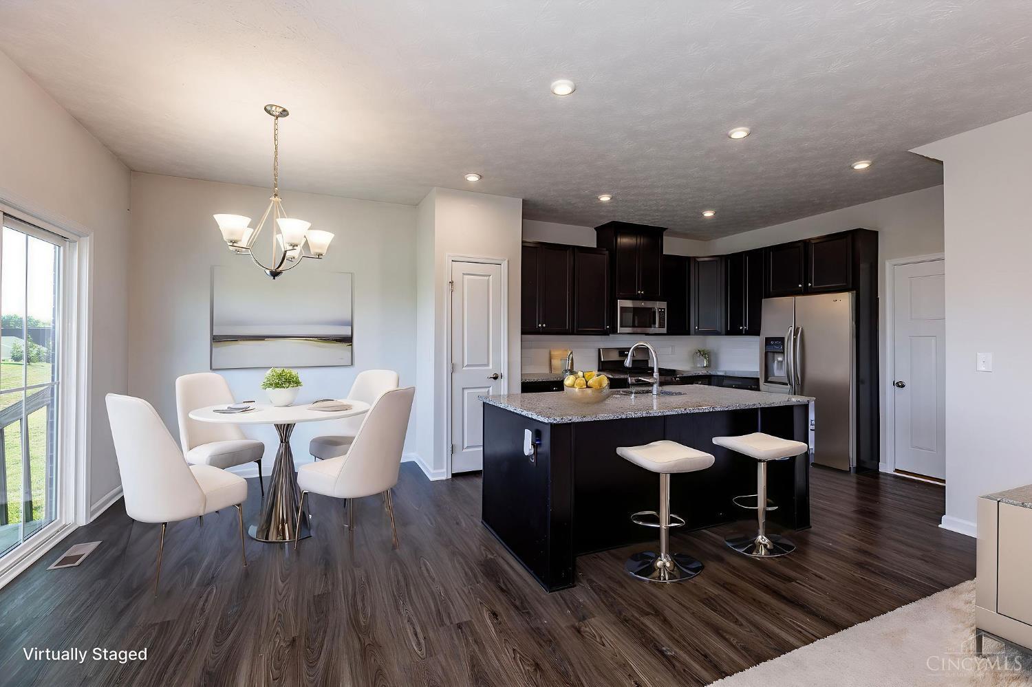 7108 Shady Brook Bend