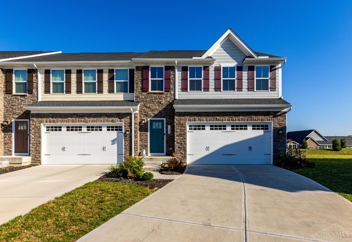 7108 Shady Brook Bend