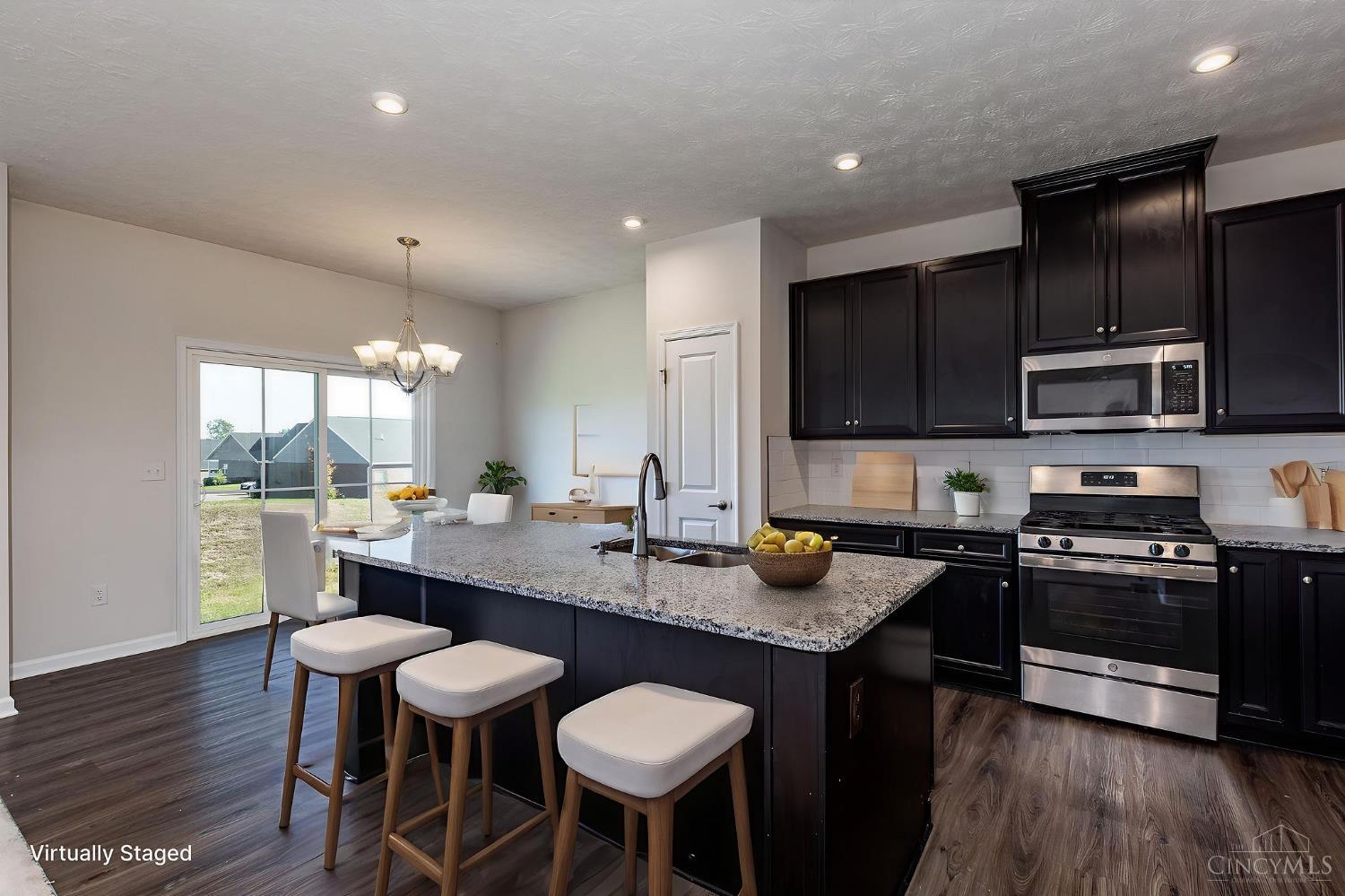 7108 Shady Brook Bend