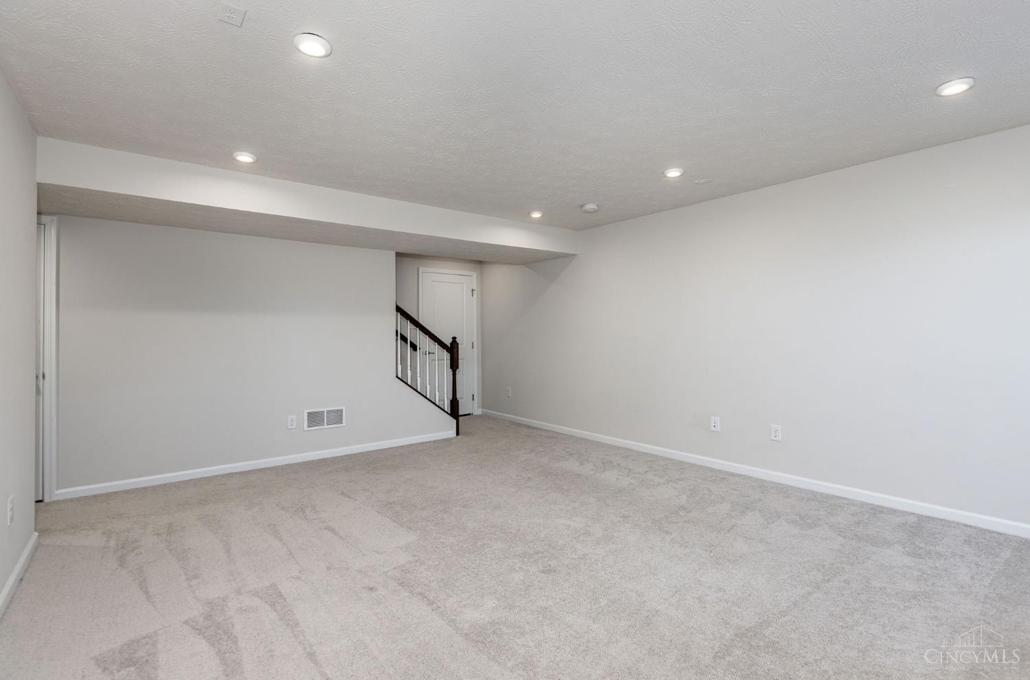 7108 Shady Brook Bend