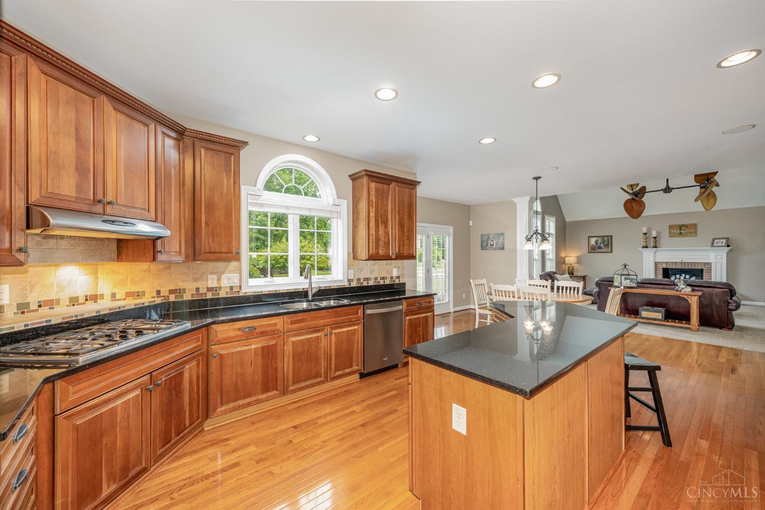 3521 Helendale Court