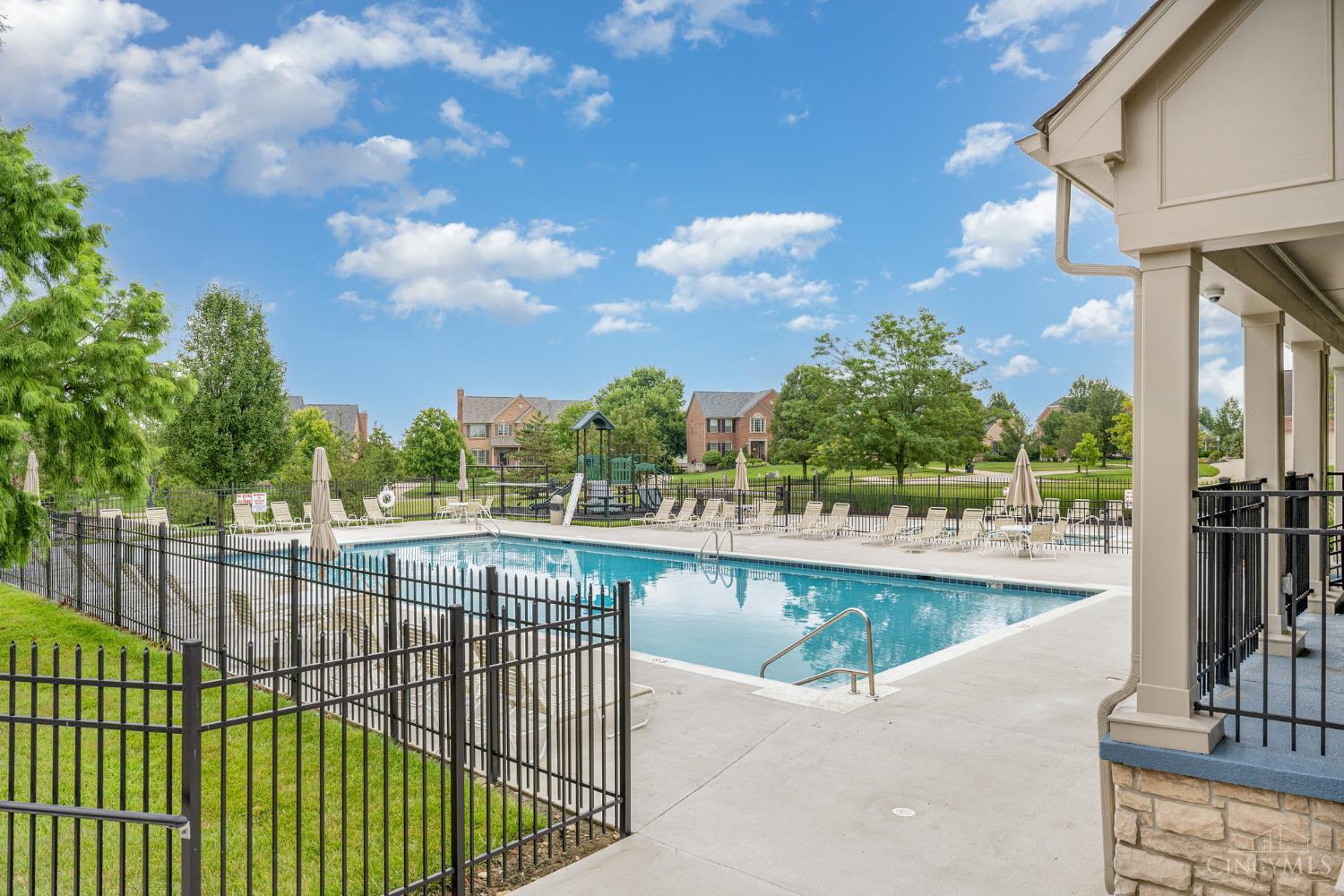 3521 Helendale Court
