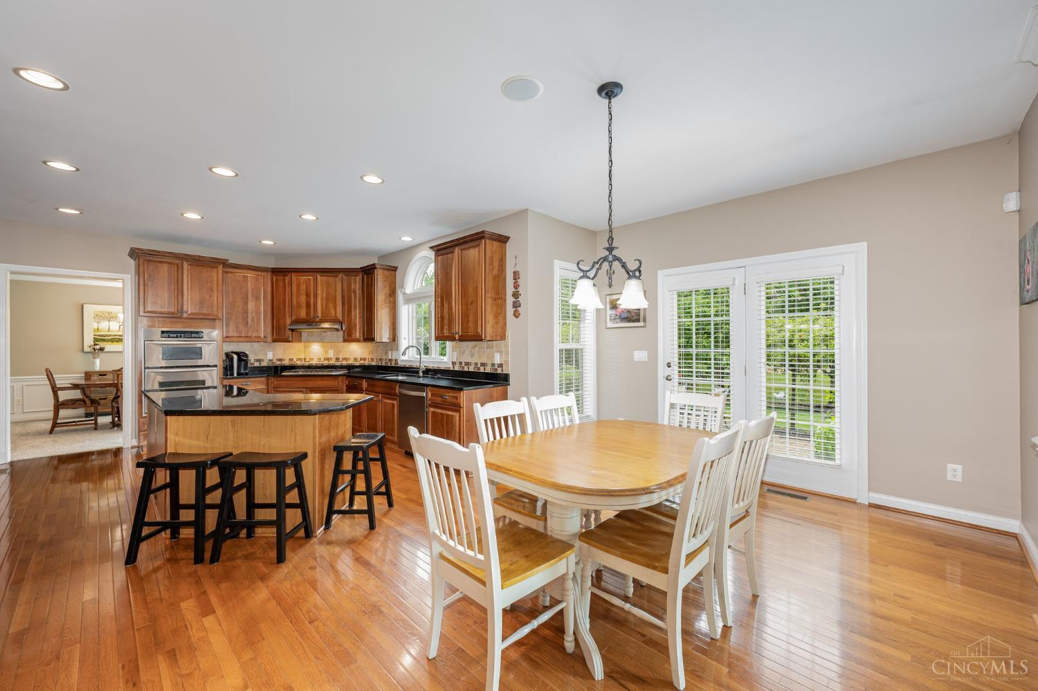 3521 Helendale Court
