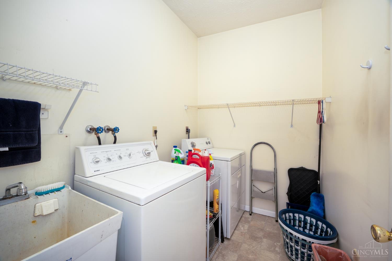 4318 Stone Creek Drive