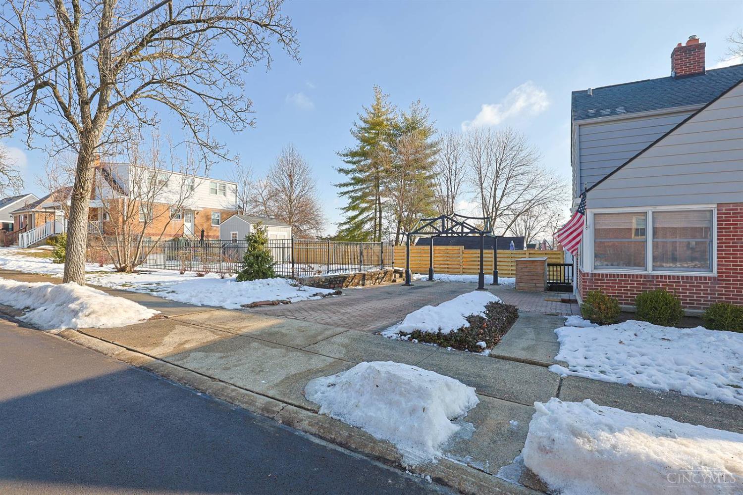 342 Durrell Avenue