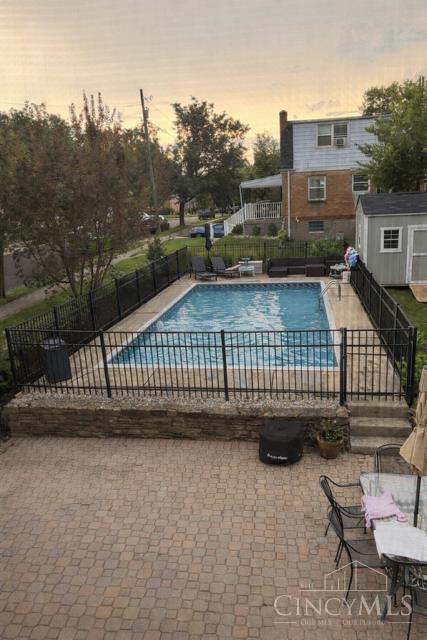 342 Durrell Avenue