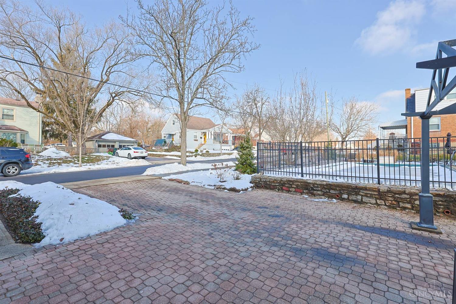 342 Durrell Avenue