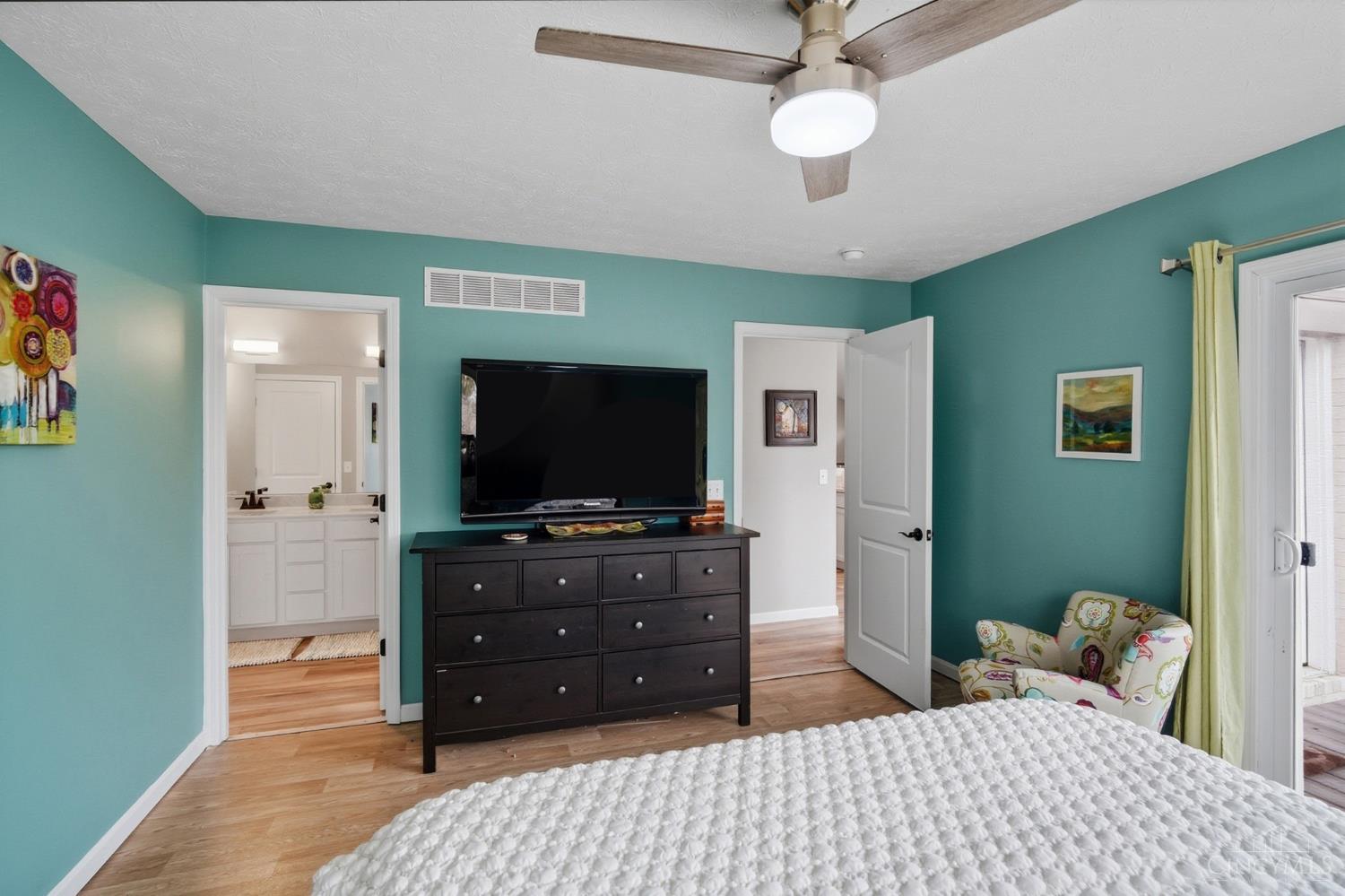 7533 Whitehall Circle W