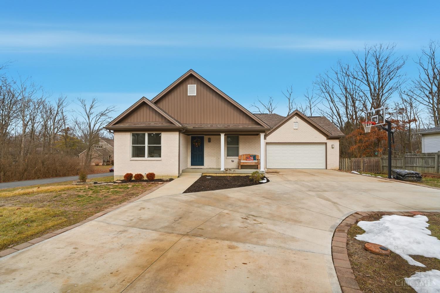 7533 Whitehall Circle W