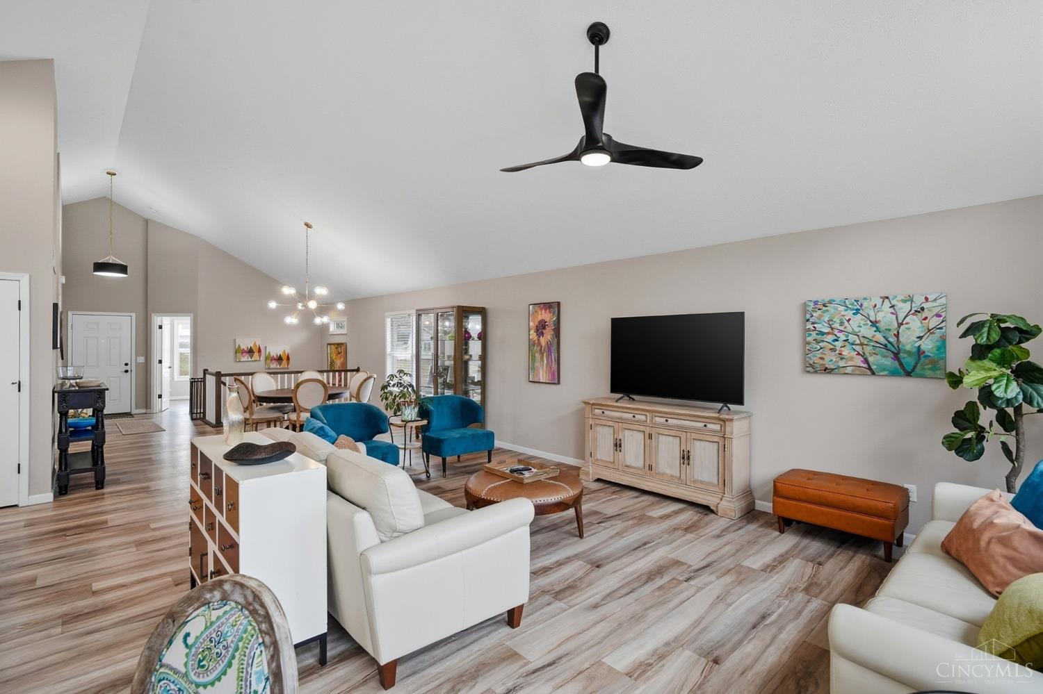 7533 Whitehall Circle W