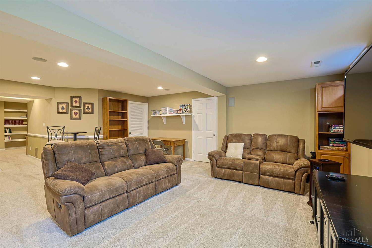 7527 Burton Drive