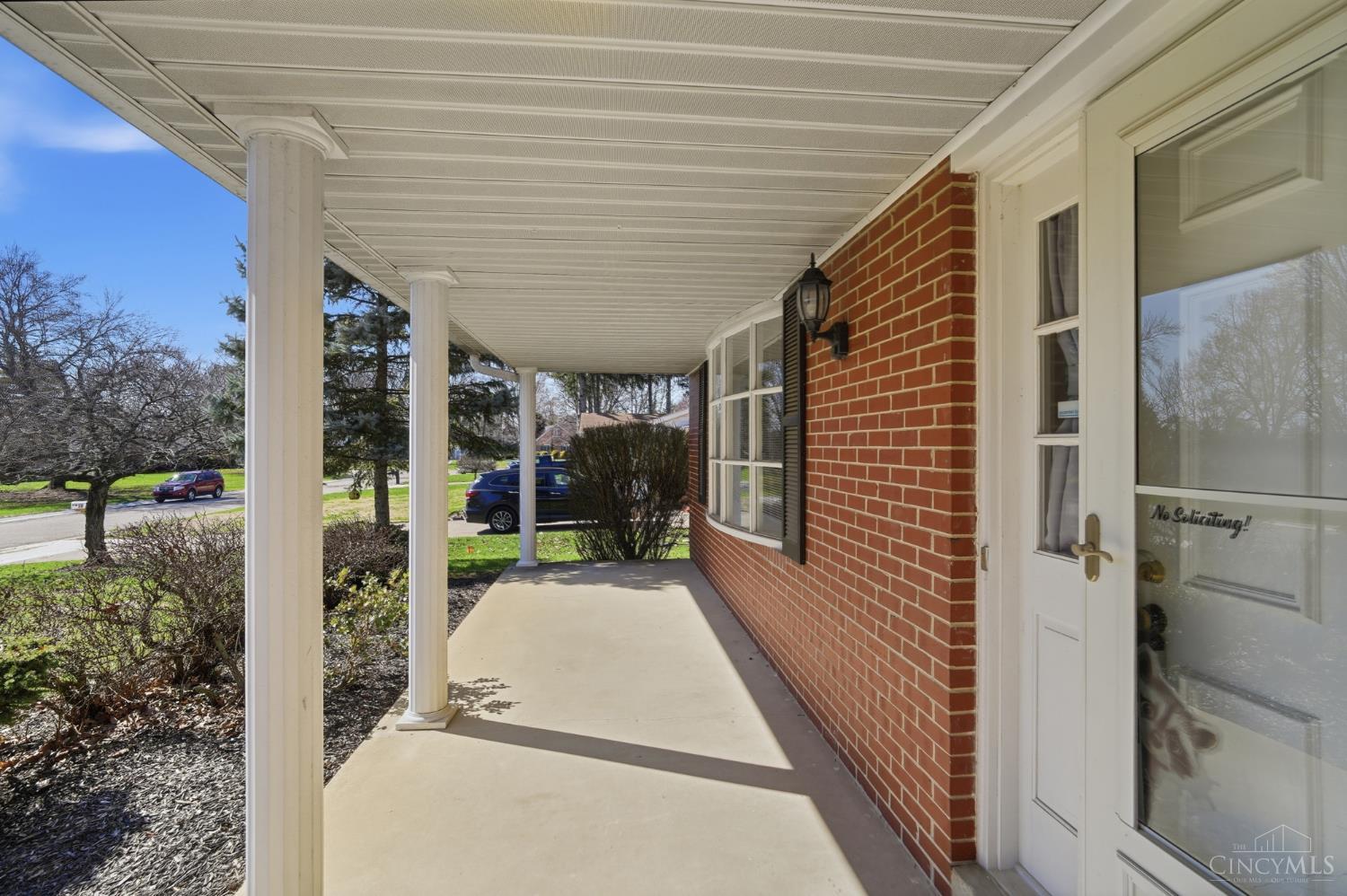 22 Holmes Court