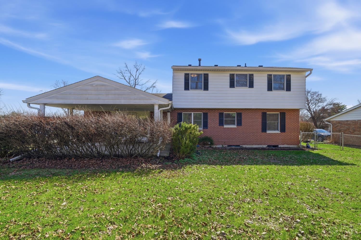 22 Holmes Court