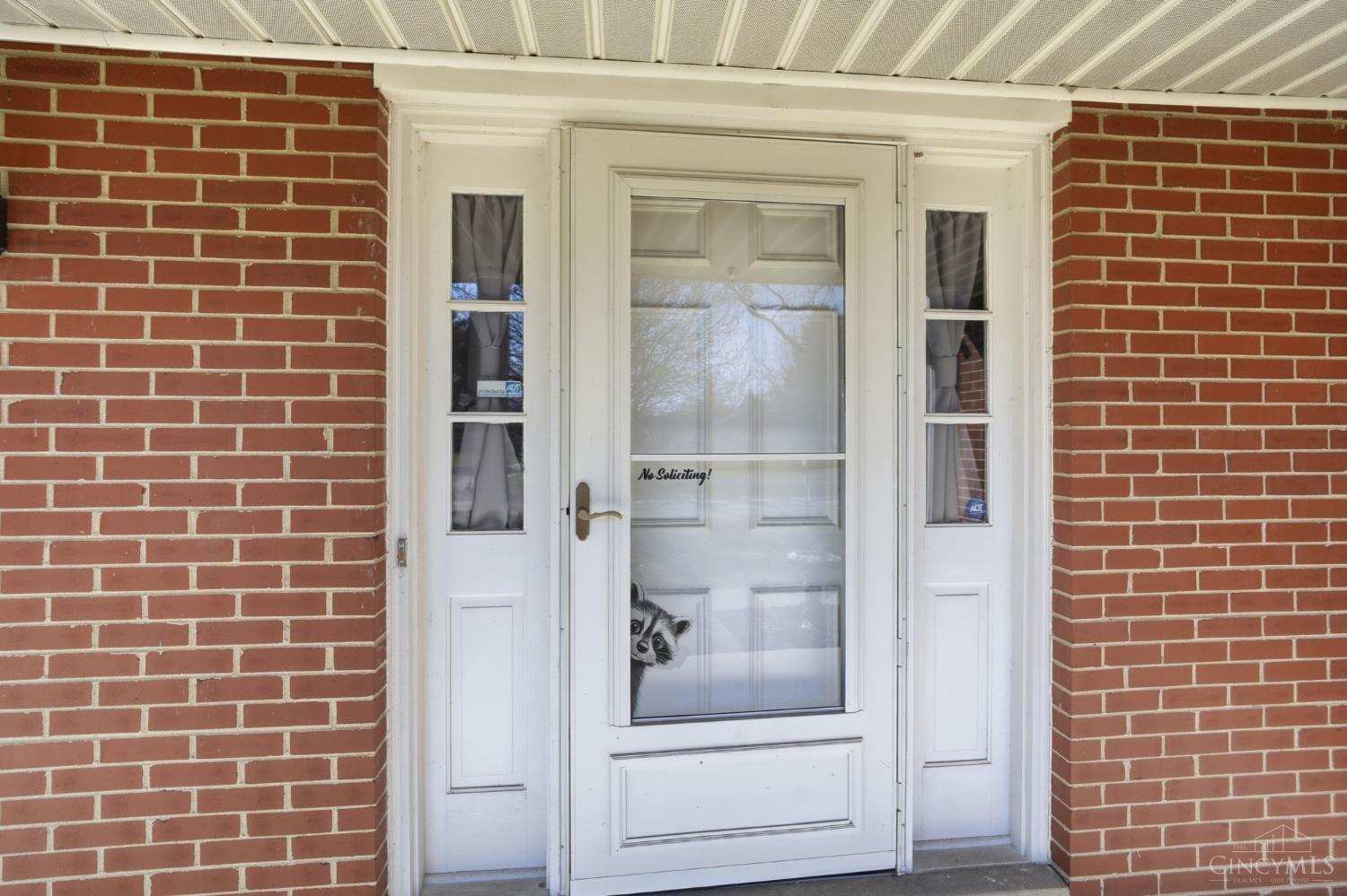 22 Holmes Court