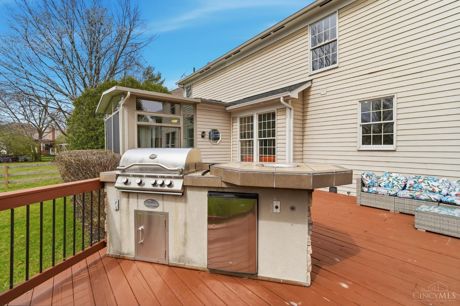 3291 Shadylake Drive