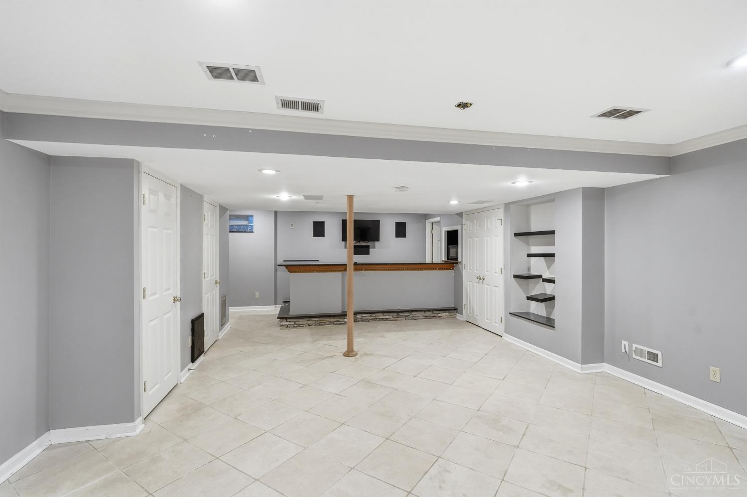 3291 Shadylake Drive