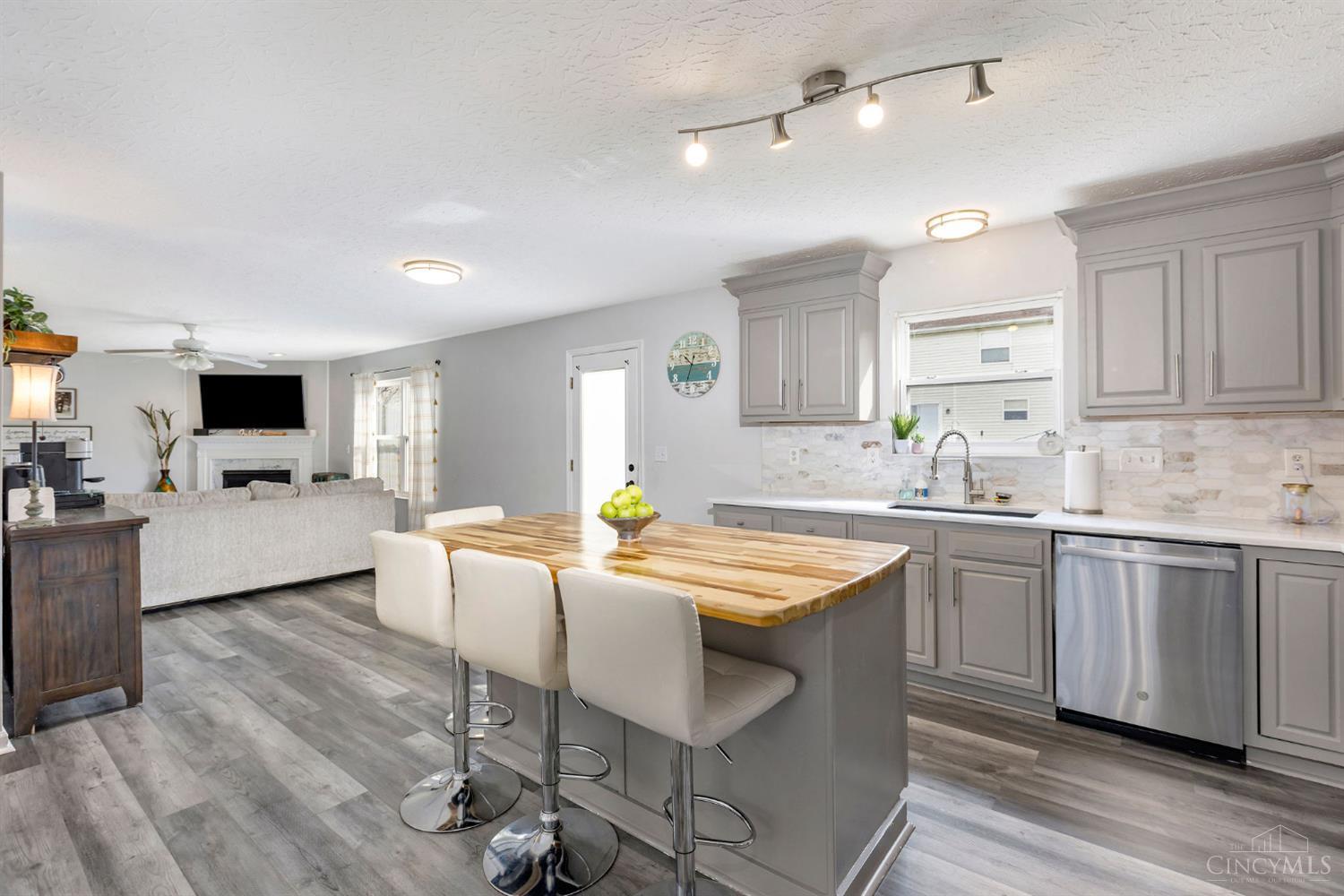6046 Driftwood Court