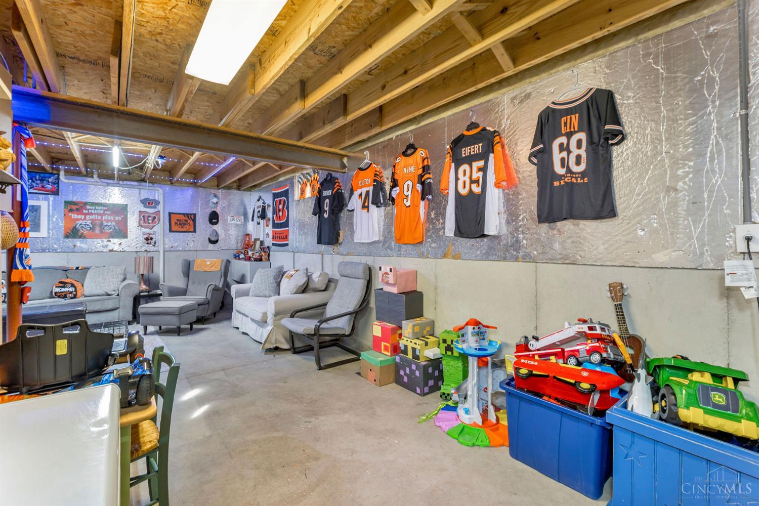6046 Driftwood Court