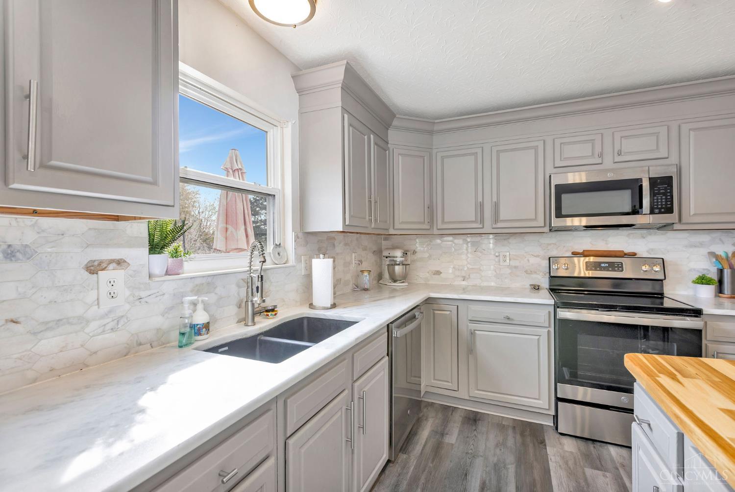 6046 Driftwood Court