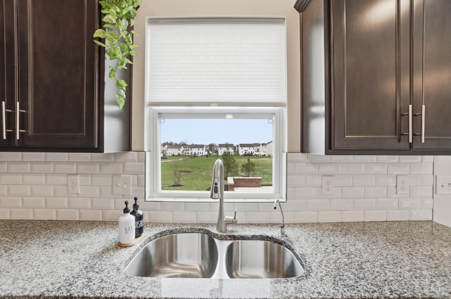 3076 Williamstown Ln