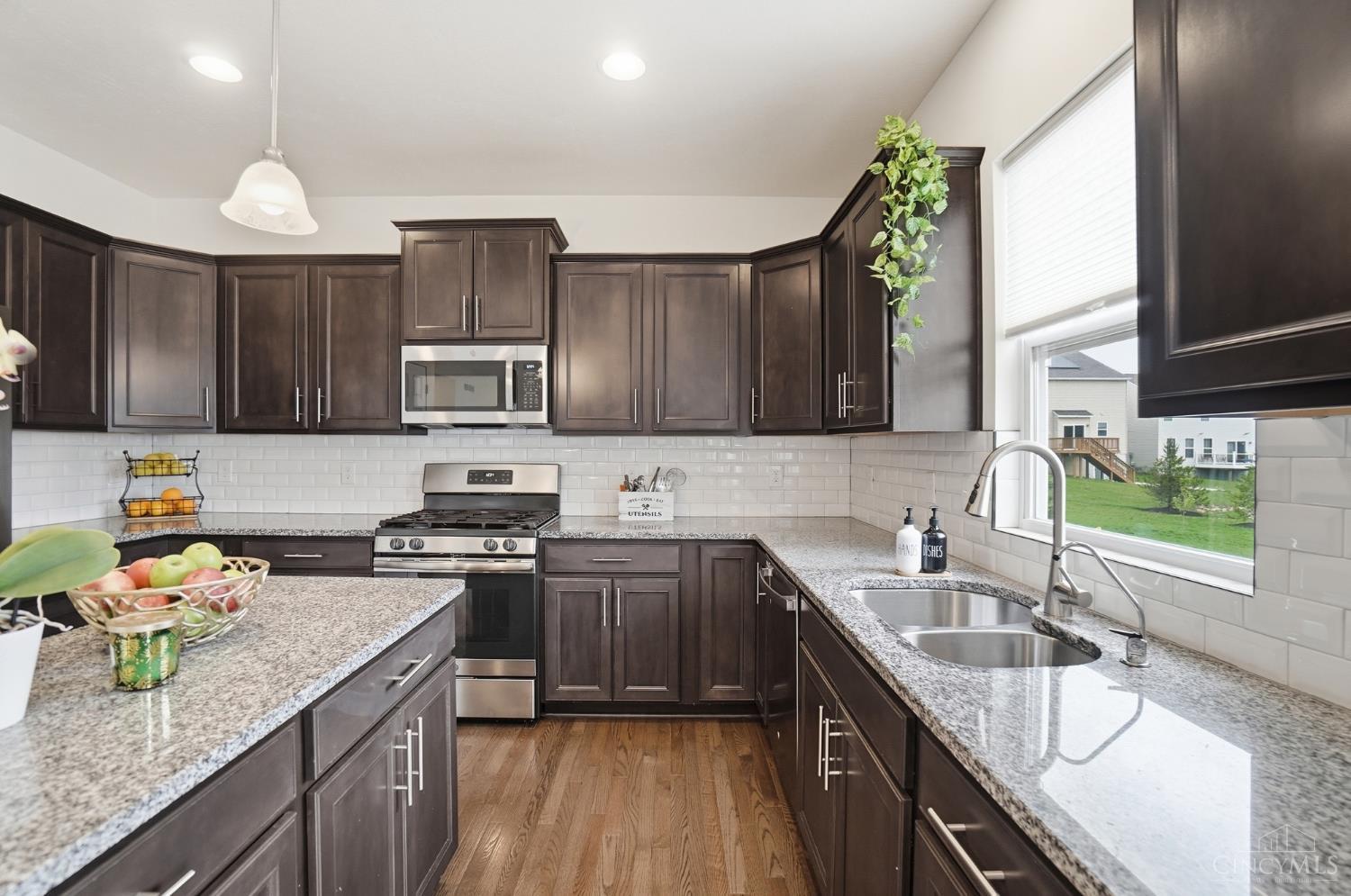 3076 Williamstown Ln