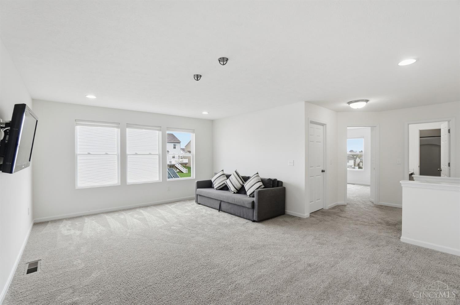 3076 Williamstown Ln