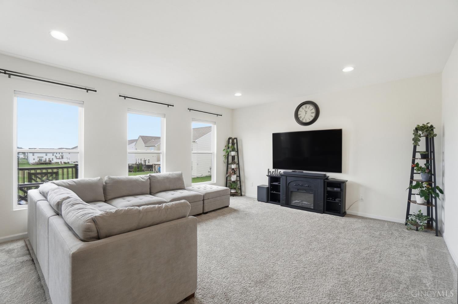 3076 Williamstown Ln