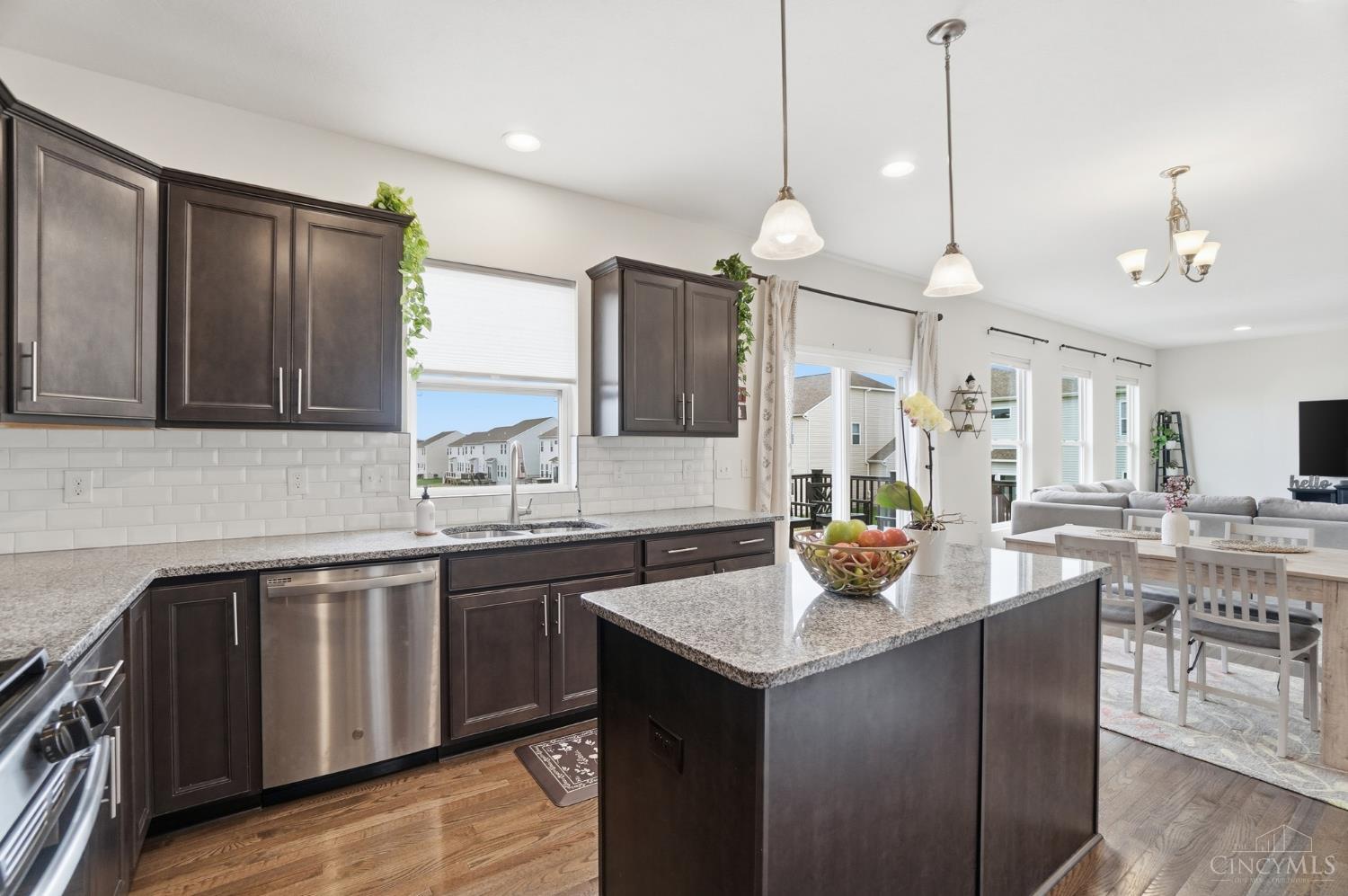 3076 Williamstown Ln