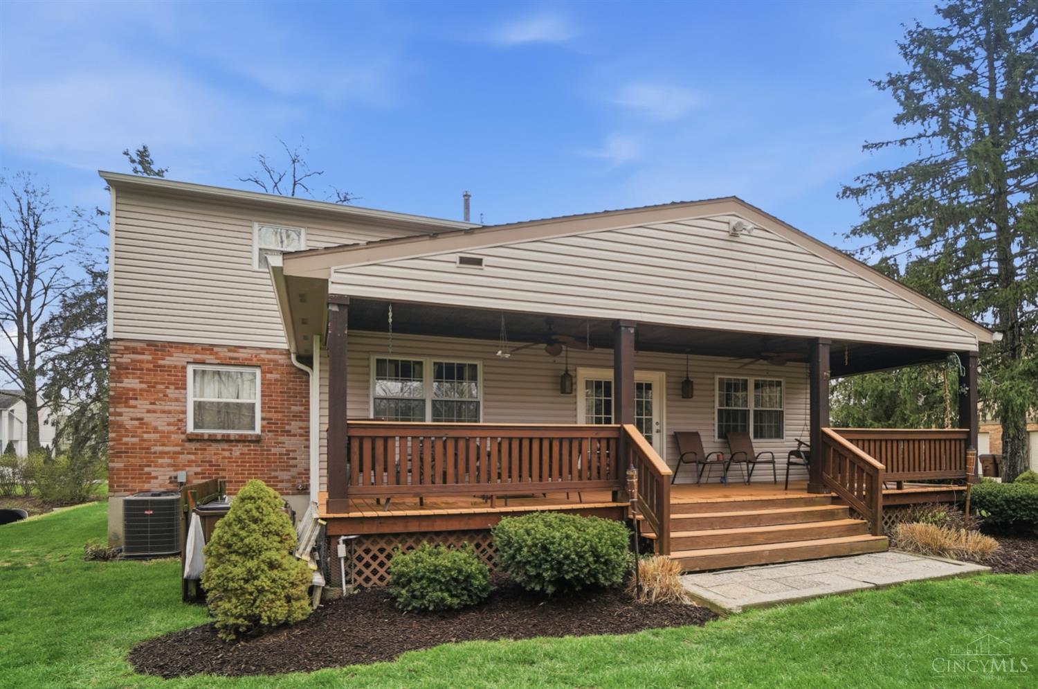 7771 Kennesaw Drive
