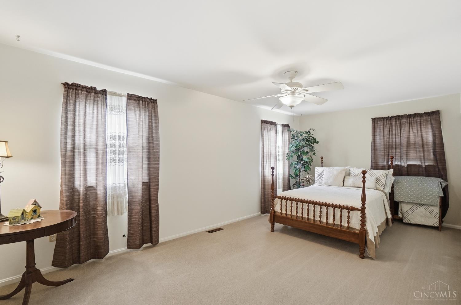 7771 Kennesaw Drive