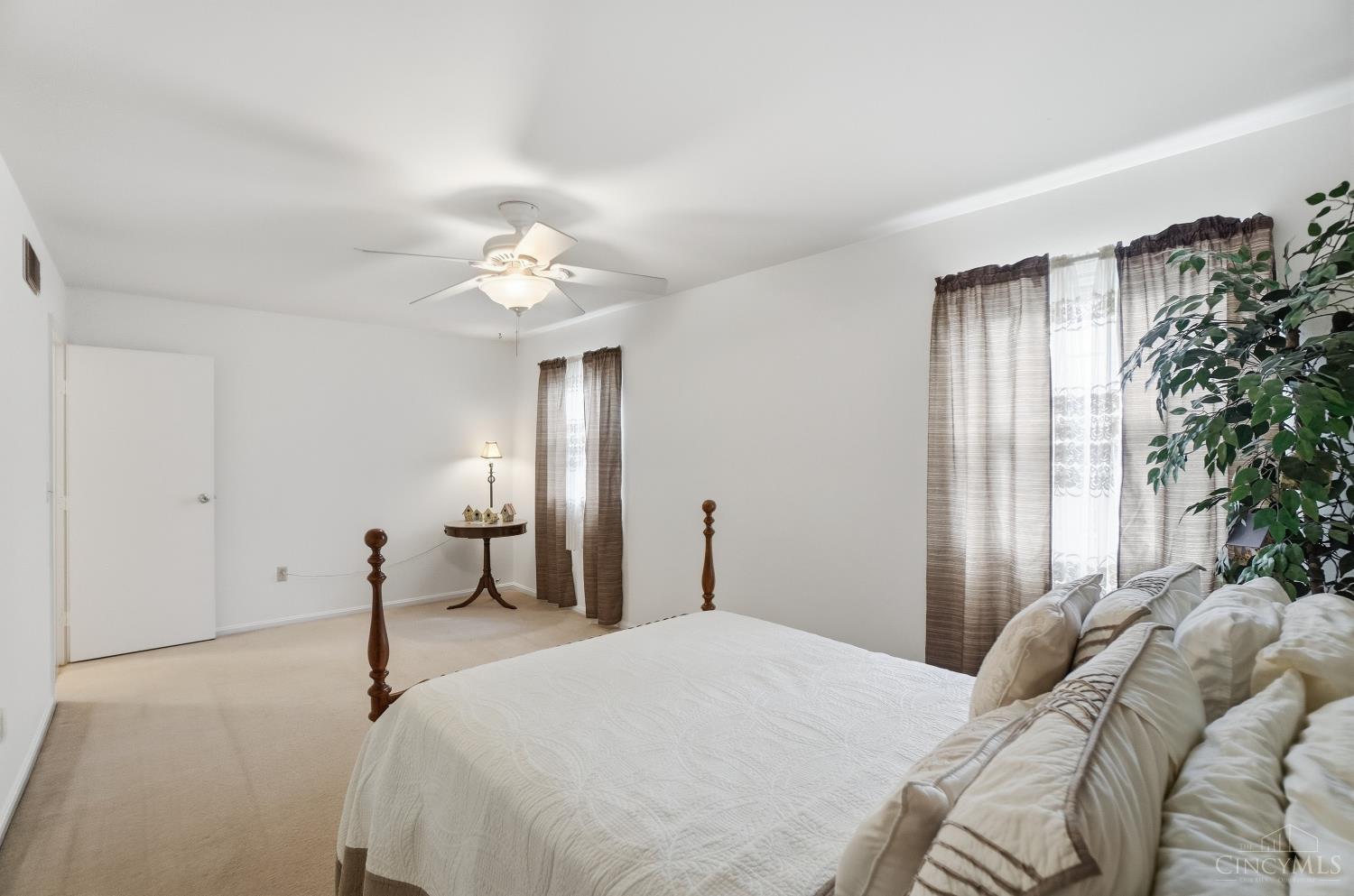 7771 Kennesaw Drive