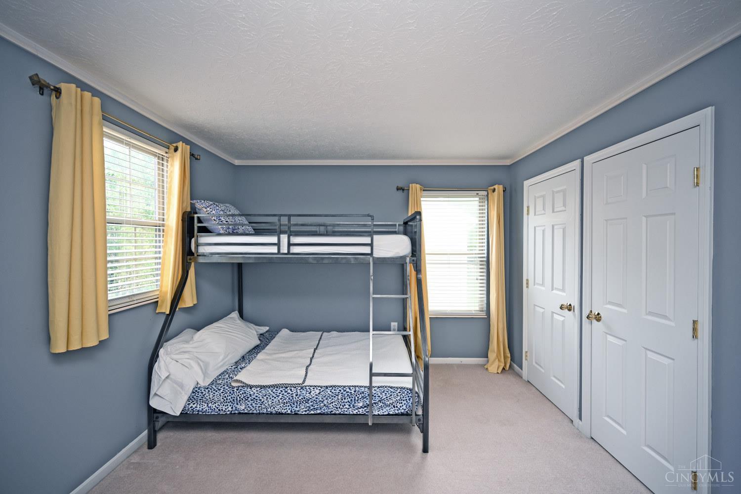 6085 Chamblee Drive