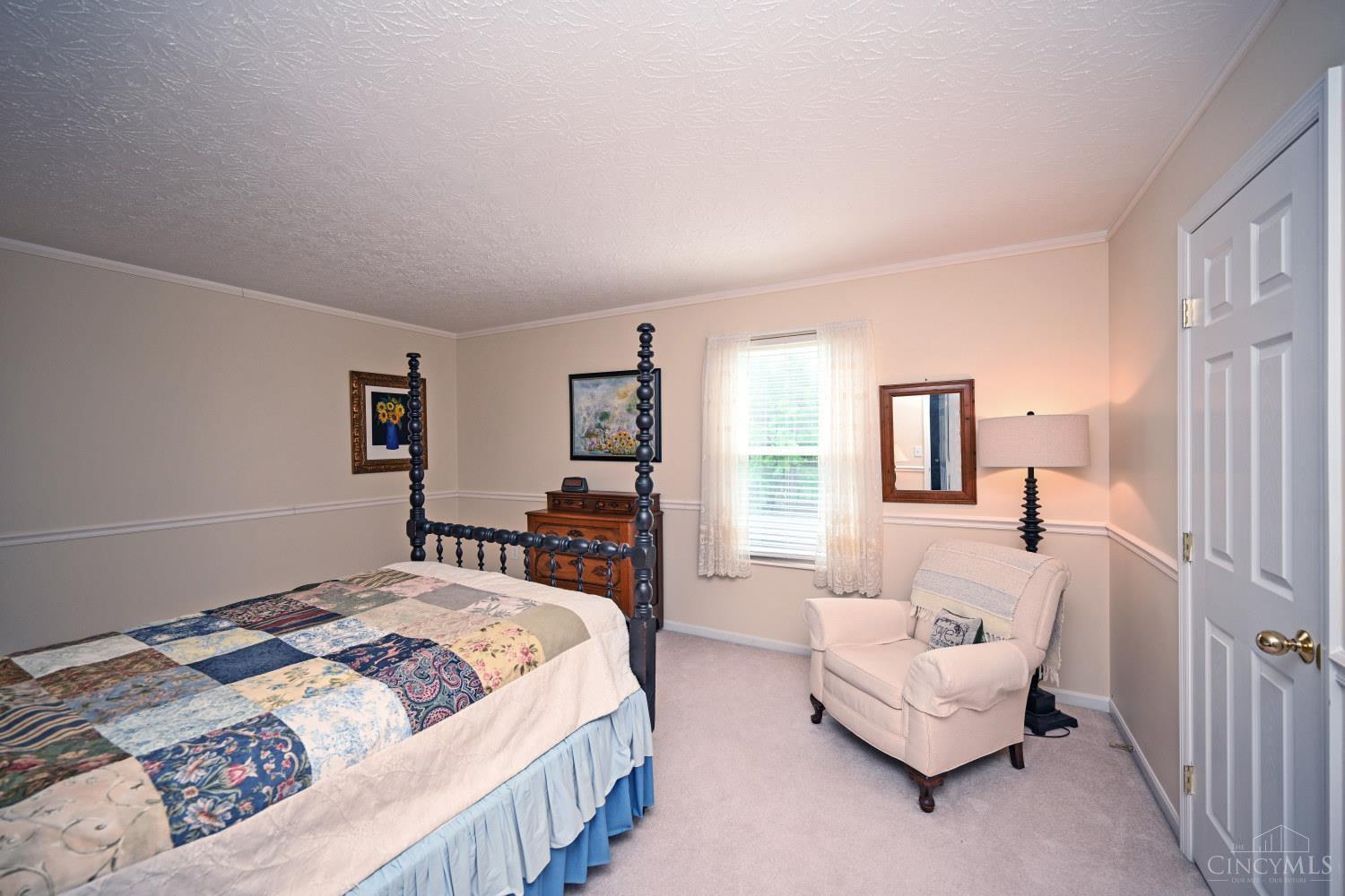 6085 Chamblee Drive