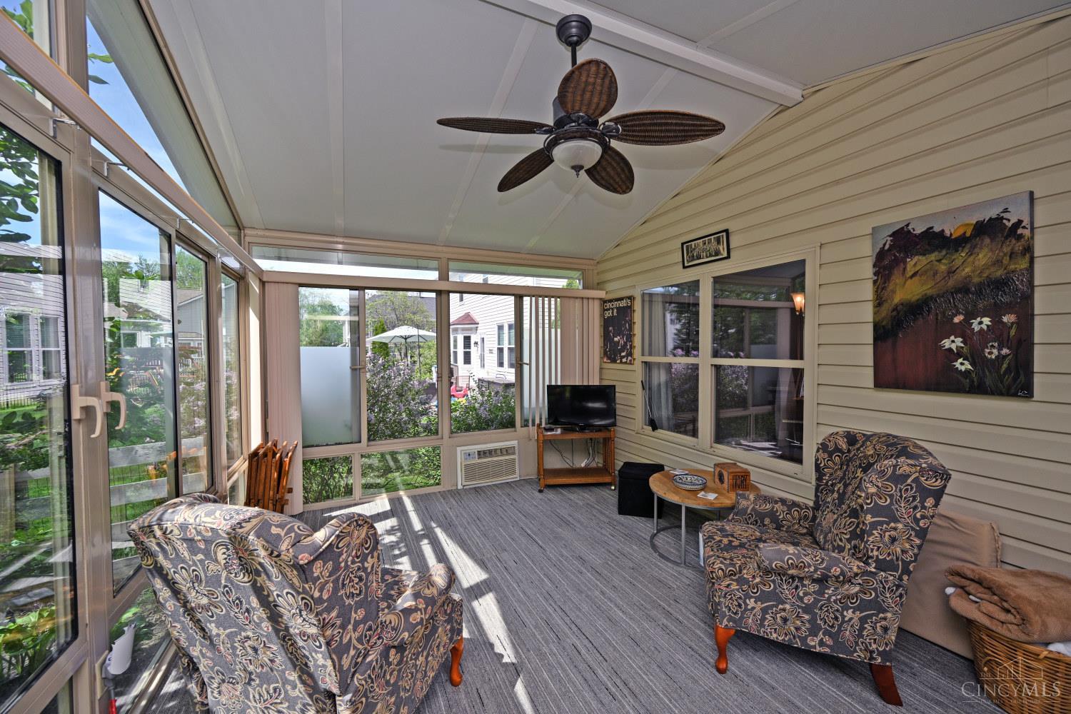 6085 Chamblee Drive