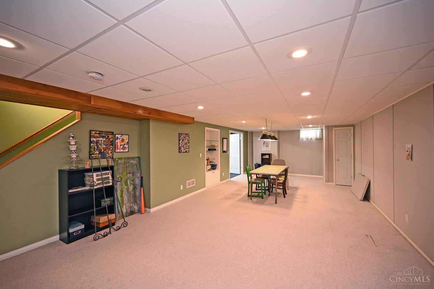 6085 Chamblee Drive