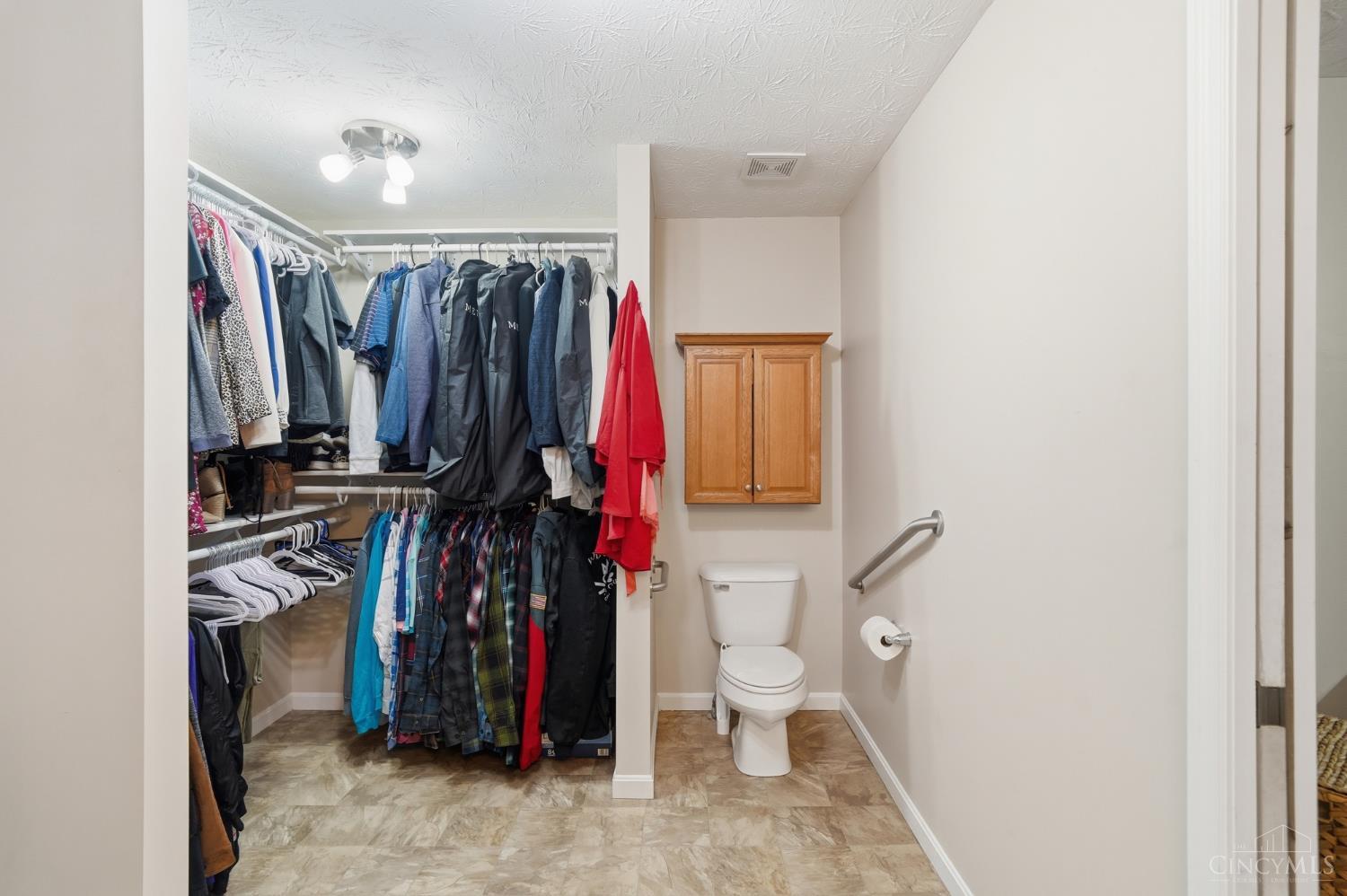 5752 Sunrise View Circle