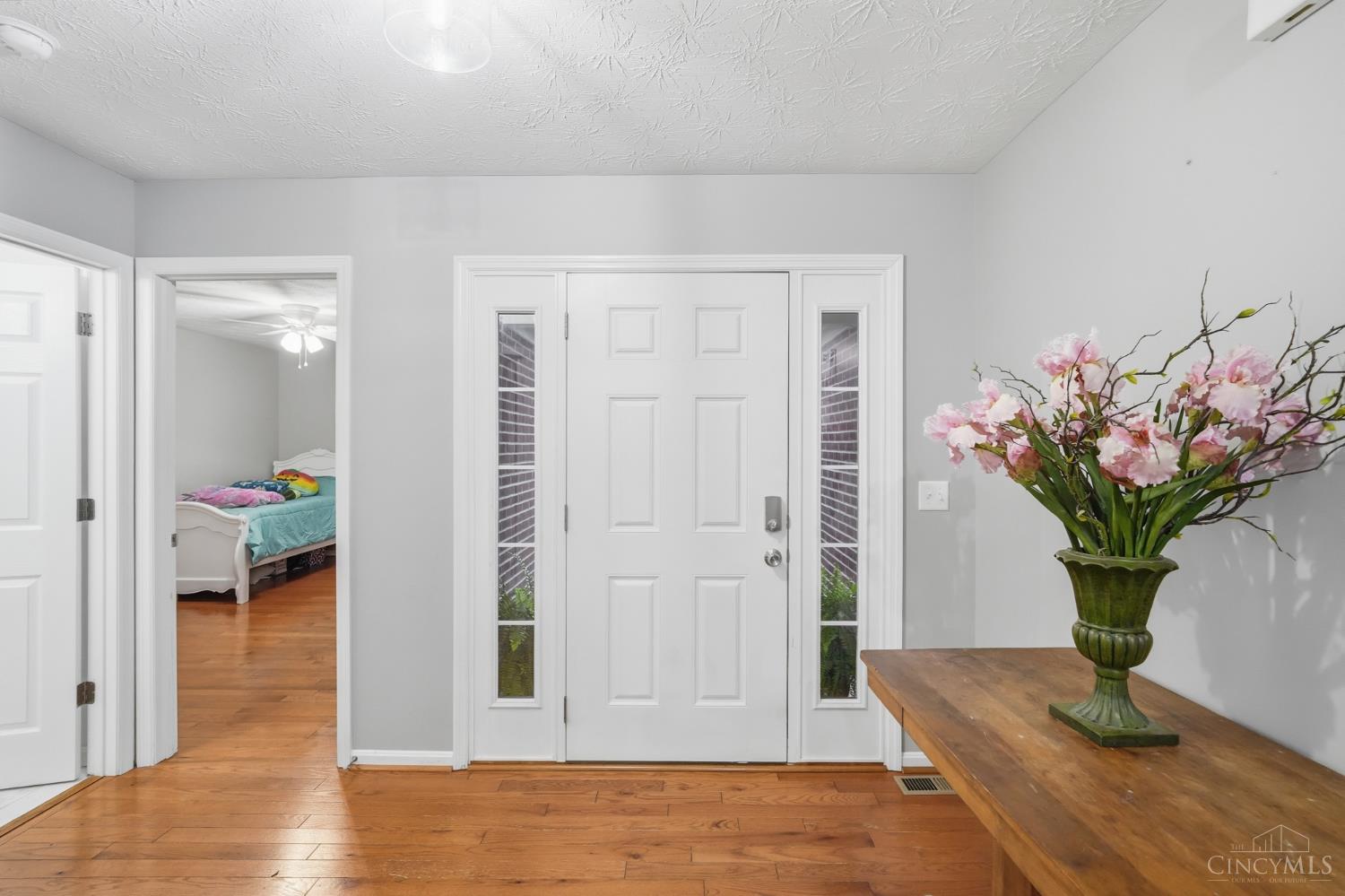 5752 Sunrise View Circle